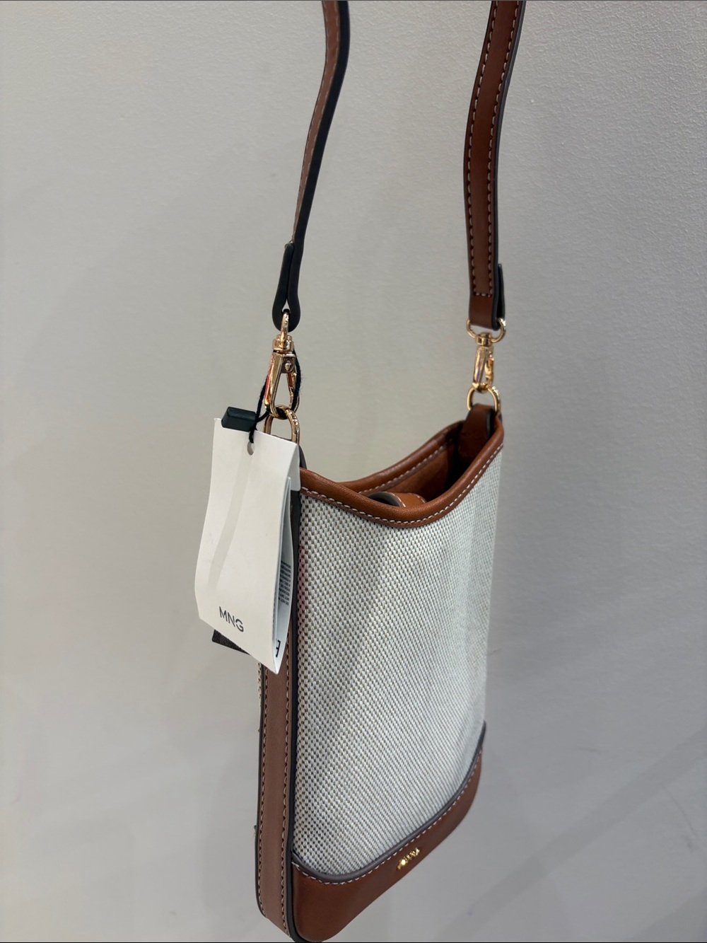 MANGO CANVAS CROSSBODY CELL PHONE CASE - Picture 2 of 6